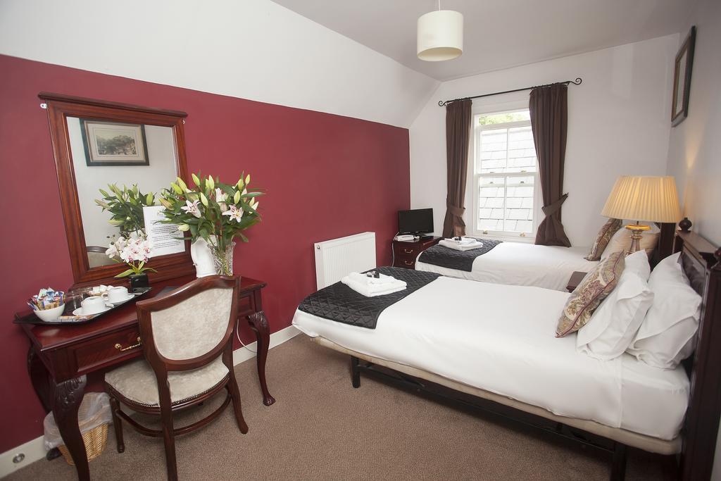 The Five Bells Hotel Deal Room photo